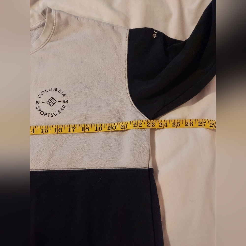 Columbia Trek Women's Cotton Blend Colorblock Crew In Black And White - Picture 7 of 9